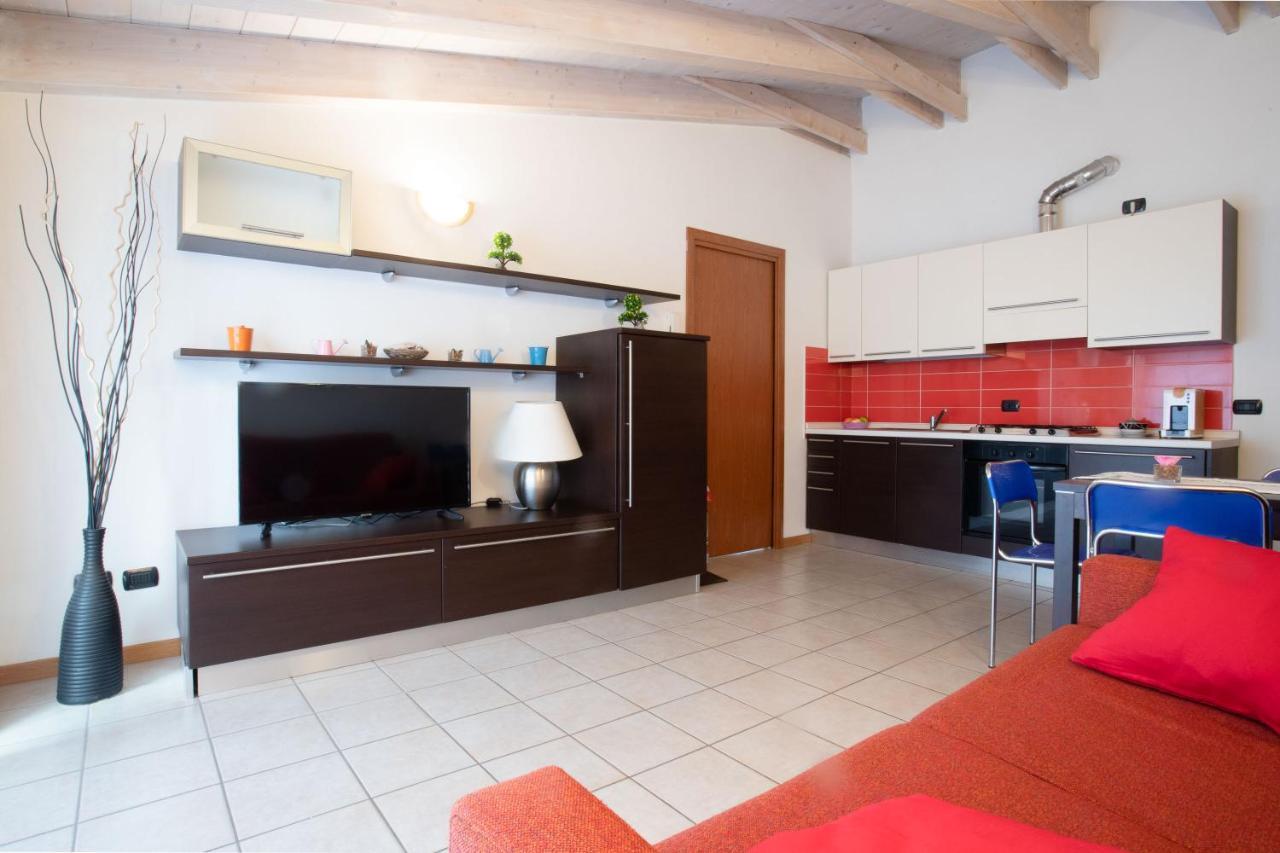 Casa Vacanze Valeria Сондріо Екстер'єр фото